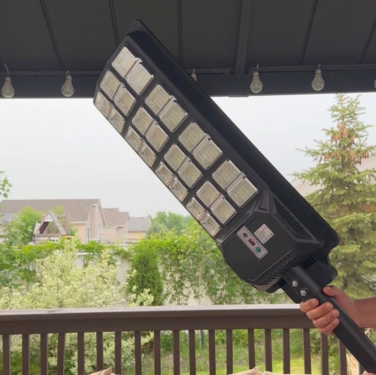GZM Solar Street Light with Motion Sensor, 2000W
